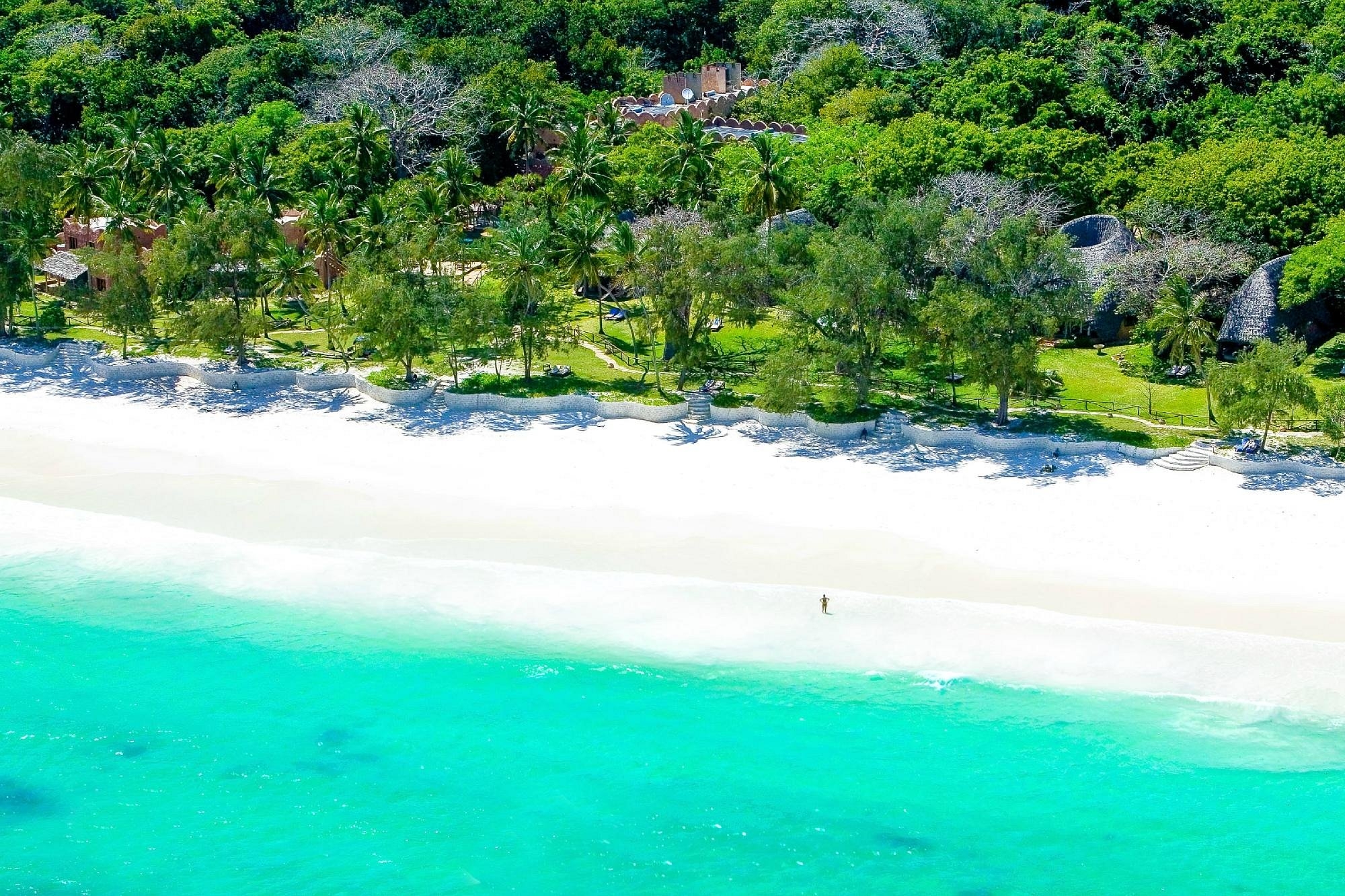 Afrochic Beachfront, Diani